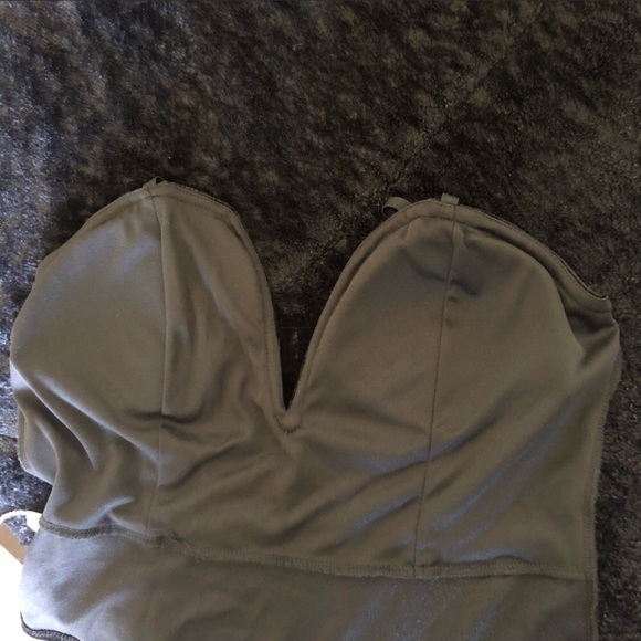 Velvet Black Heart Neck Bodysuit Size M - Picture 7 of 8